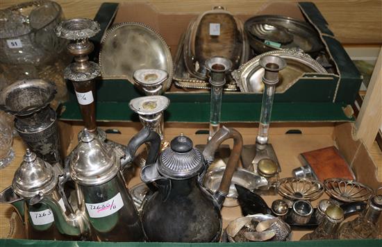 A pair silver plated coffee and chocolate pots, a pair of entree dishes and other plated items